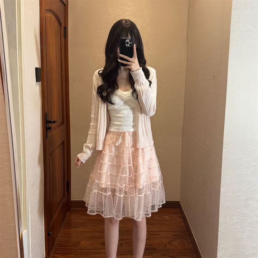 Elastic Lace Trim - フレンチスタイルの甘いレーストリムキャミソール+ピンクの長袖ニットカーディガン+ハイウエストチュールミディスカートセット エレガントな服 2026