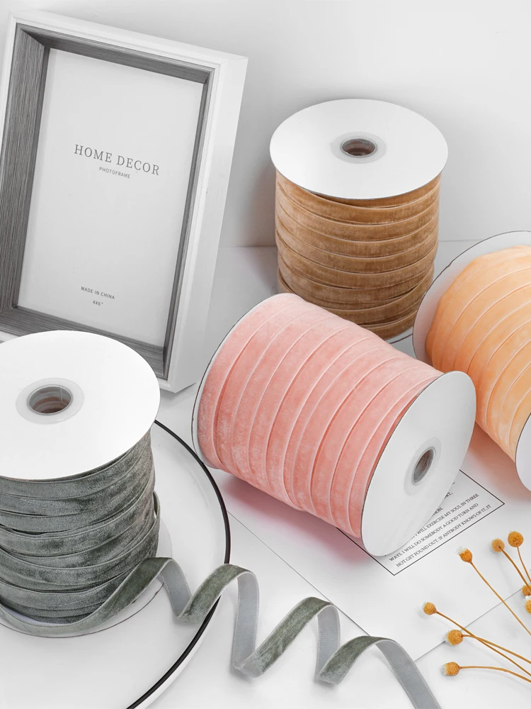 Velvet Ribbon Roll - ギフト包装用スプール付きベルベットリボンロール、結婚式の工芸品、片面、パーティーの装飾、幅3/8インチ、50ヤード