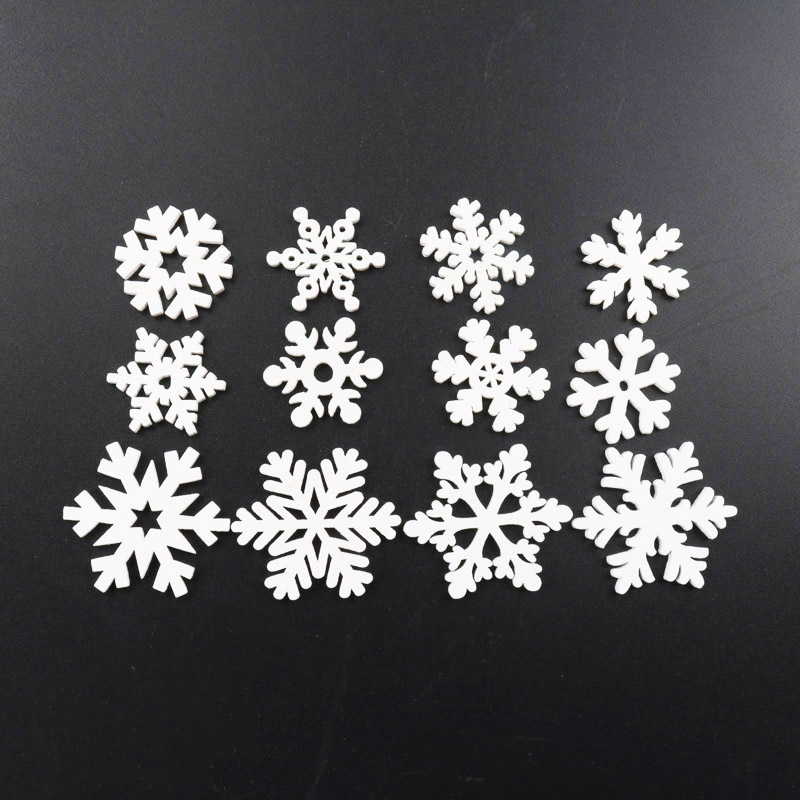 20個木製クリスマススノーフレークナチュラルスクラップブッキ - Christmas Craft Embellishment のレビューと価格