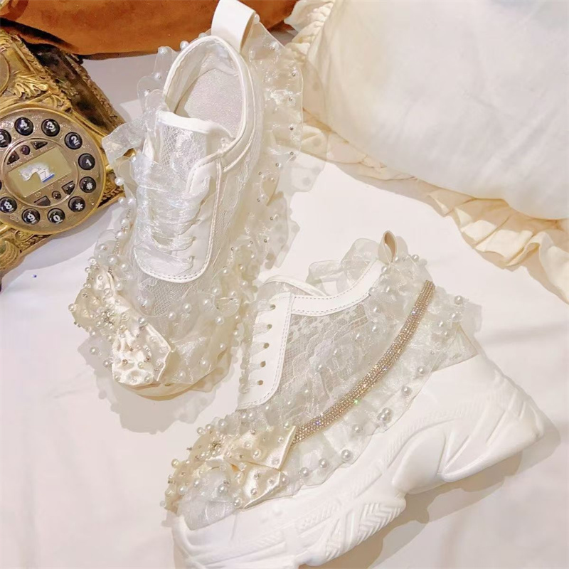 女性用の白いレースアップシューズ,厚い靴底,レースリボン,ラ - Crystal Mesh Fabric のレビューと価格
